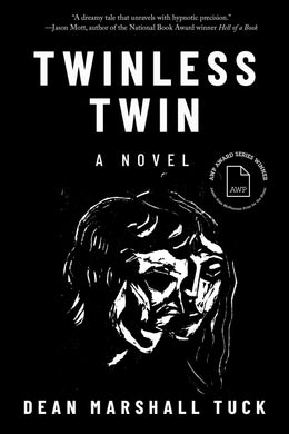 Cover image for Twinless Twin, isbn: 9781496244215